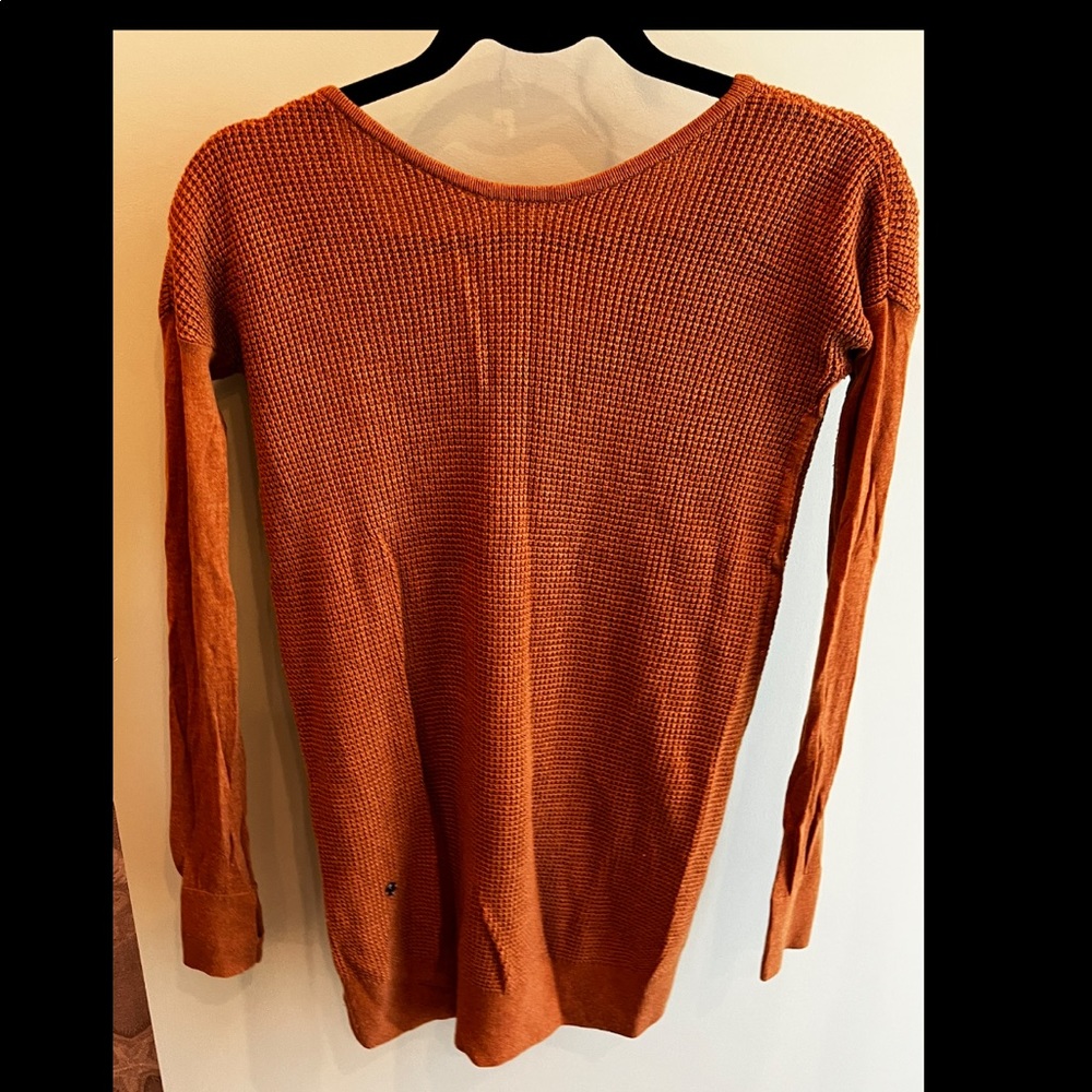 Lululemon sweater - Picture 2 of 3